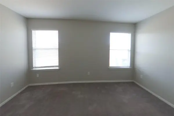 302 Bird Dog BND, Bastrop, TX 78602