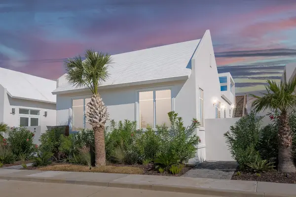 110 Porto Villageo DR, Port Aransas, TX 78373