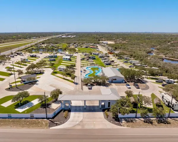 1331 State Highway 188 #32, Aransas Pass, TX 78336