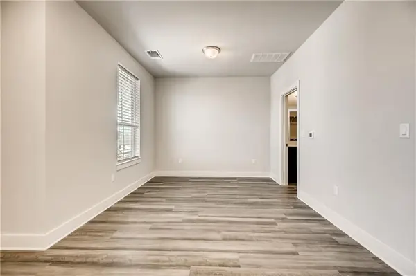 8000 Hillock TER #B, Austin, TX 78744