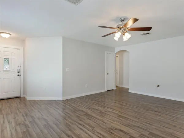 1429 Poppy Seed LN, Austin, TX 78741