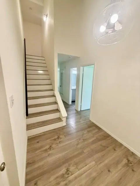 7303 Whispering Creek CIR #Unit B, Austin, TX 78736