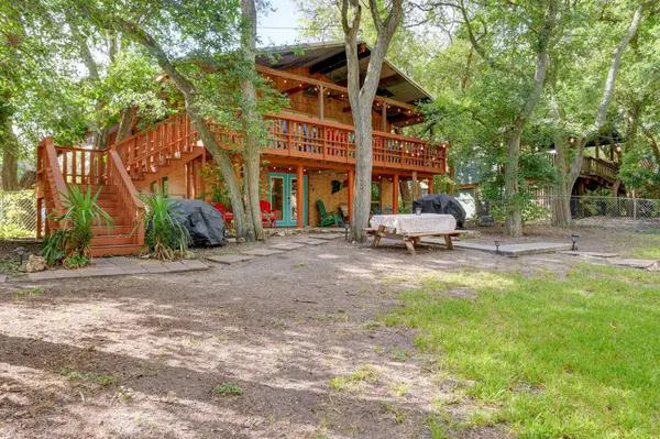 82 Guada Coma DR, New Braunfels, TX 78130