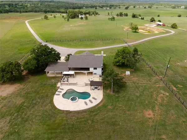 191 N Cedar Creek DR, Cedar Creek, TX 78612