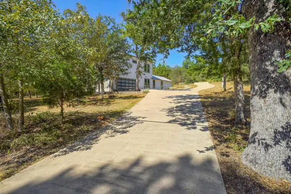 316 Tall Forest DR, Bastrop, TX 78602
