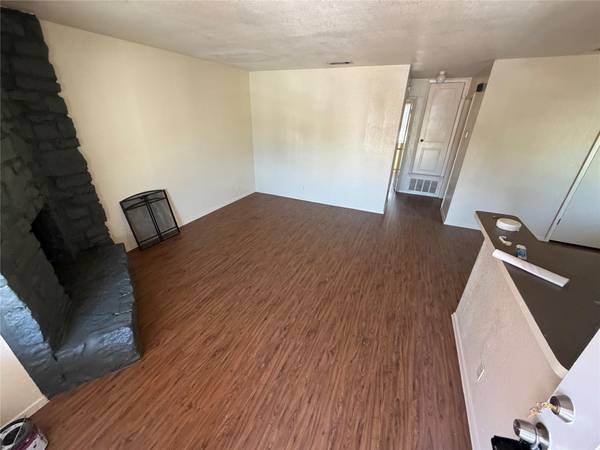 2203 Leah CV #D, Austin, TX 78748