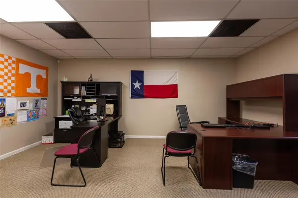 9090 Jollyville RD #105, Austin, TX 78759