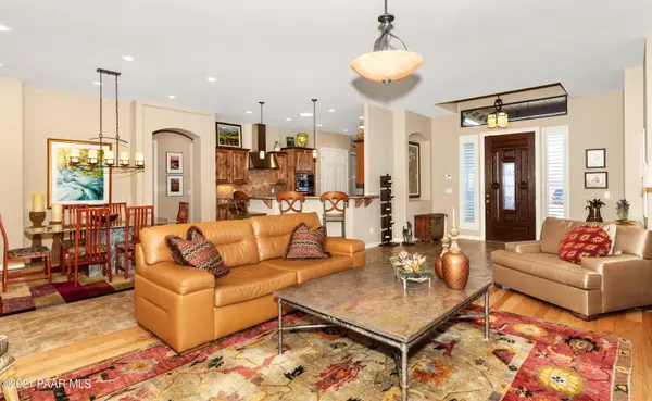 460 Isabelle LN, Prescott, AZ 86301