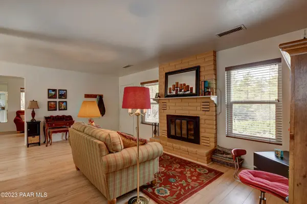 971 Sharlot AVE, Prescott, AZ 86303