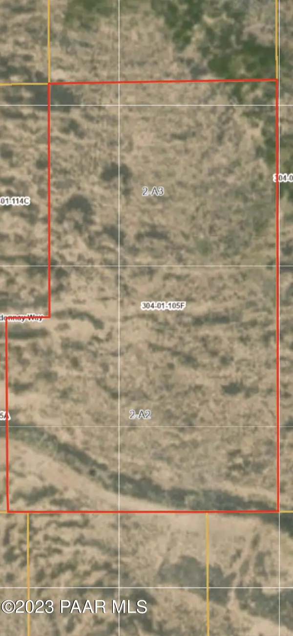 243x W Chardonnay WAY, Paulden, AZ 86334