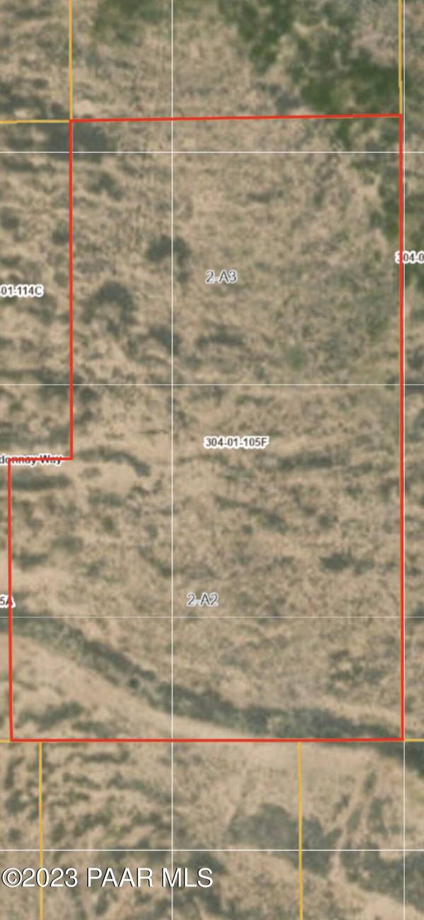 243x W Chardonnay WAY, Paulden, AZ 86334