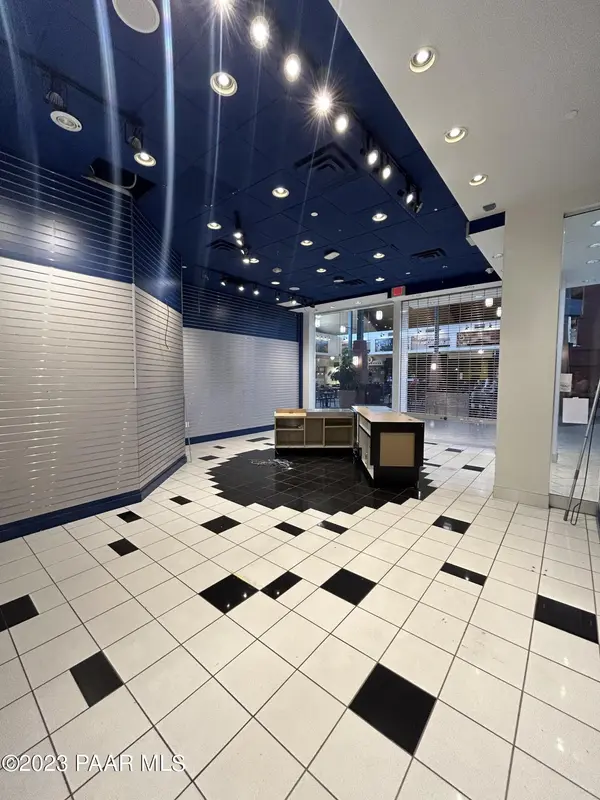 3250 Gateway Blvd Inside Suites, Prescott, AZ 86303