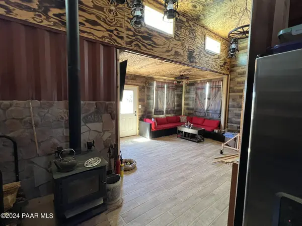 47 N Humble LN, Ash Fork, AZ 86320