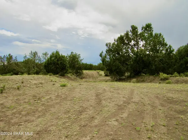 11189 Huckleberry RD, Ash Fork, AZ 86320