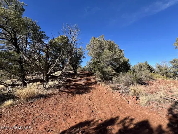 Ne 49 Norma WAY, Ash Fork, AZ 86320