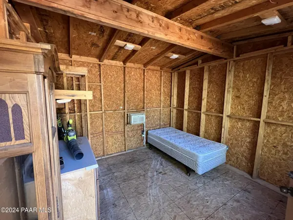 Sw 49 Norma WAY, Ash Fork, AZ 86320