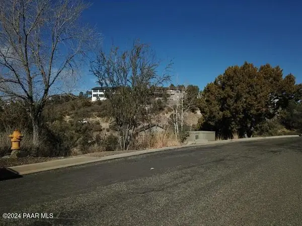1228 Mcdonald DR, Prescott, AZ 86303