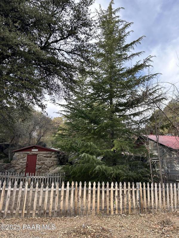 22420 S Oak WAY, Yarnell, AZ 85362