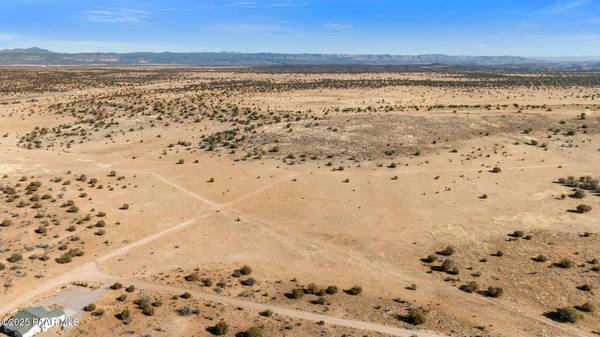 0 N Headwaters RD, Paulden, AZ 86334
