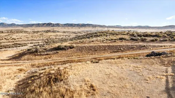 30 S Roosters Run Parcel S, Dewey-humboldt, AZ 86327