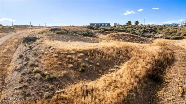 30 S Roosters Run Parcel J, Dewey-humboldt, AZ 86327