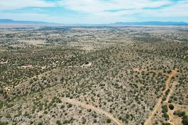 2 Off Of Spruce, Chino Valley, AZ 86323