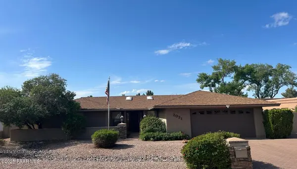 2031 E Vaughn ST, Tempe, AZ 85283