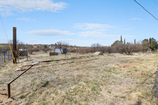 20533 E Aztec TRL, Mayer, AZ 86333