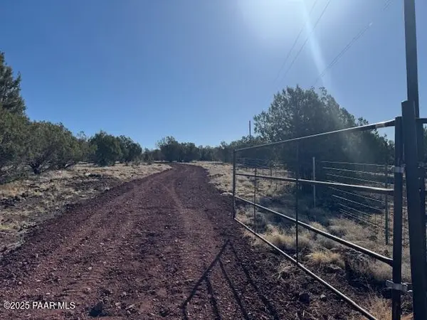 411 W Edgewood DR, Williams, AZ 86046