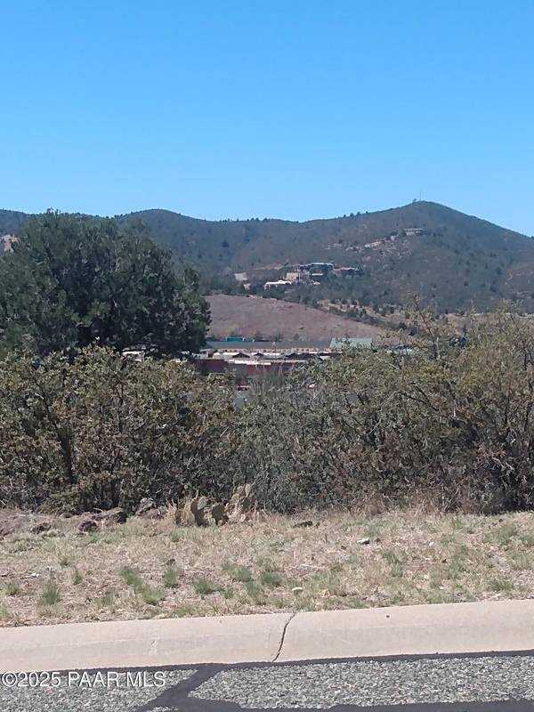 492 Miracle Rider RD, Prescott, AZ 86301
