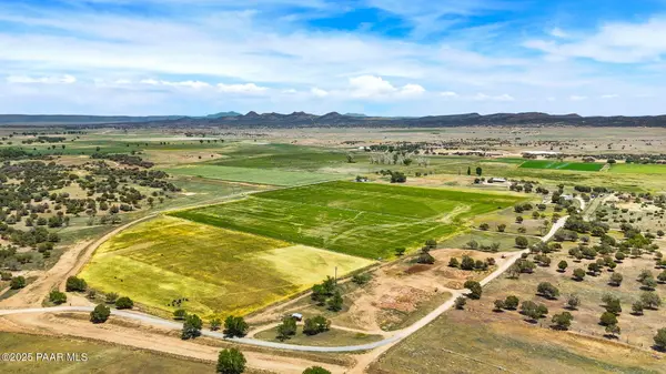 10825 W Strickland Wash RD, Prescott, AZ 86305