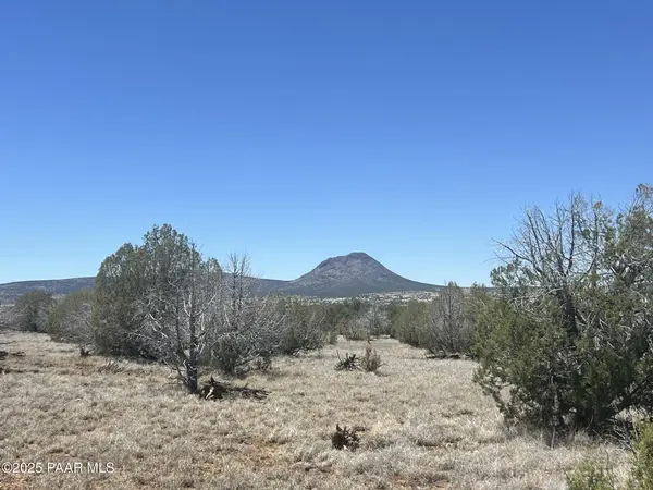 10 S2 Off Of Looking Glass, Ash Fork, AZ 86320