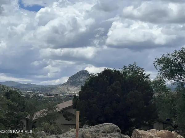 1790 N Holiday LN, Prescott, AZ 86305