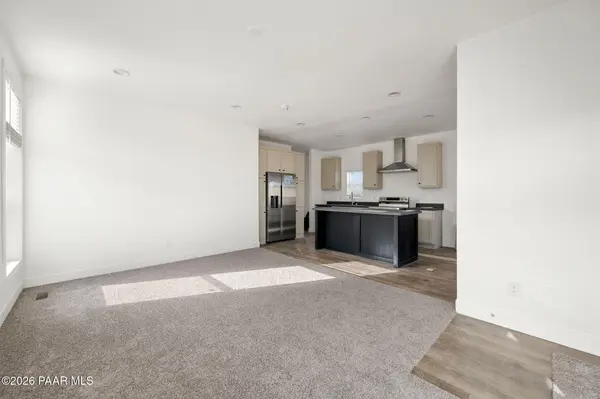 39 E Abra RD, Paulden, AZ 86334