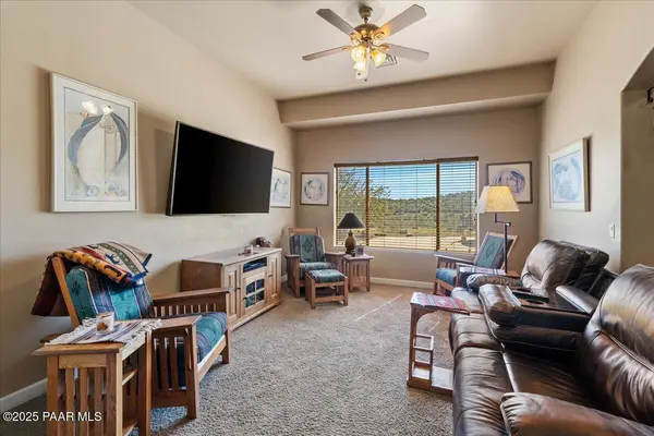 1850 S Crooked H TRL, Dewey-humboldt, AZ 86327