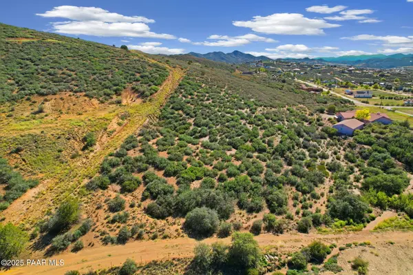599 S Apache Knolls TRL, Dewey-humboldt, AZ 86327