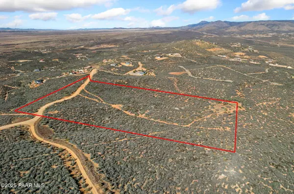 1105 S Grant Woods Pkwy, Dewey-humboldt, AZ 86327