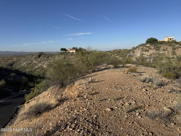 38000 S Blue Tank TRL, Wickenburg, AZ 85390