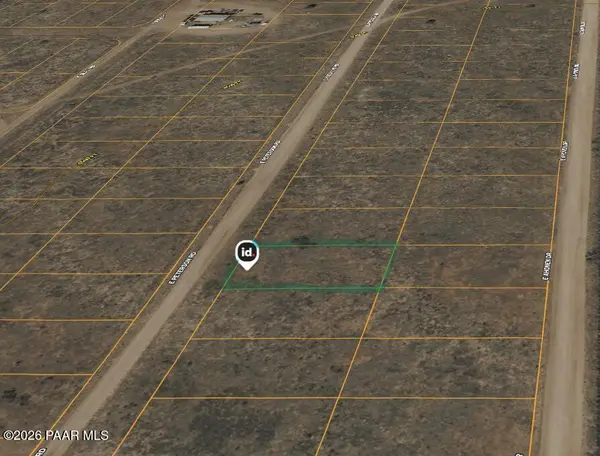 166 E Peterson RD, Paulden, AZ 86334