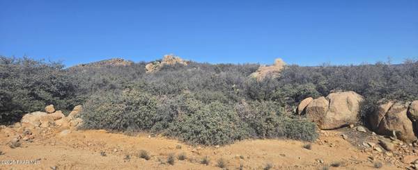 402d E Raider WAY, Dewey-humboldt, AZ 86327