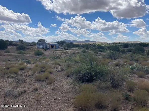 15501 S Red Rock LN, Mayer, AZ 86333