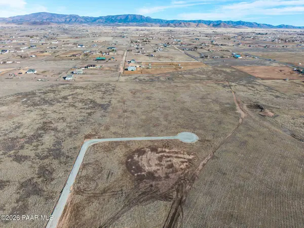 2 E Territorial RD, Prescott Valley, AZ 86315