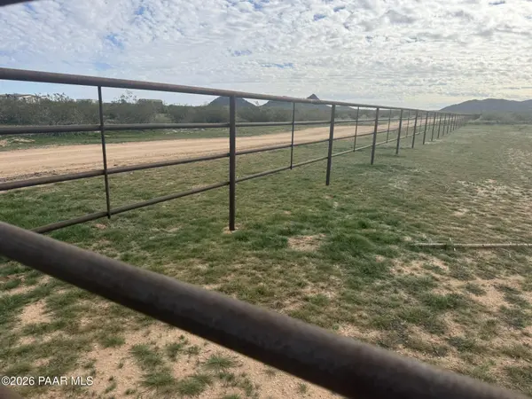 00xxa3 W Williams RD, Aguila, AZ 85320