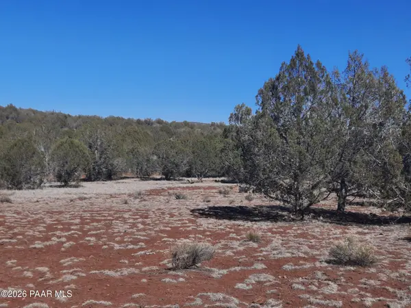Lot 850 W Fort Rock RD, Seligman, AZ 86337