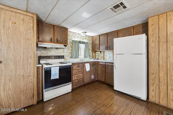 2900 S Holiday DR, Dewey-humboldt, AZ 86327