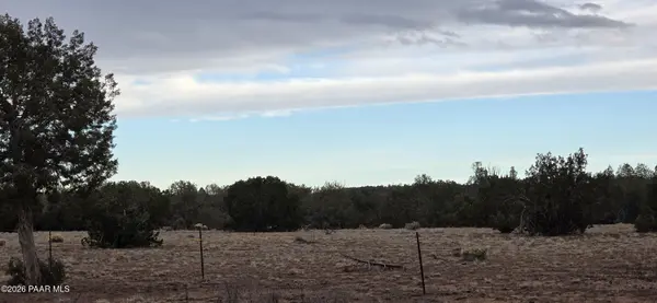 214 Juniper Woods, Ash Fork, AZ 86320