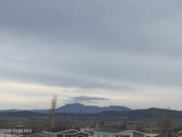 25688 N Lopez DR, Paulden, AZ 86334