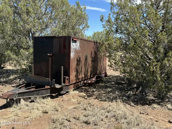 3160 W Mesa DR, Ash Fork, AZ 86046