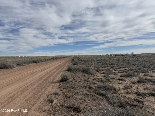 7625 Pima ST, Holbrook, AZ 86029