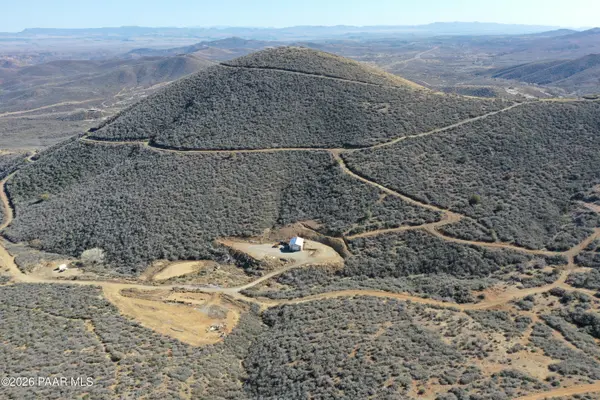 000 Miners Pick Lot 20, Mayer, AZ 86333